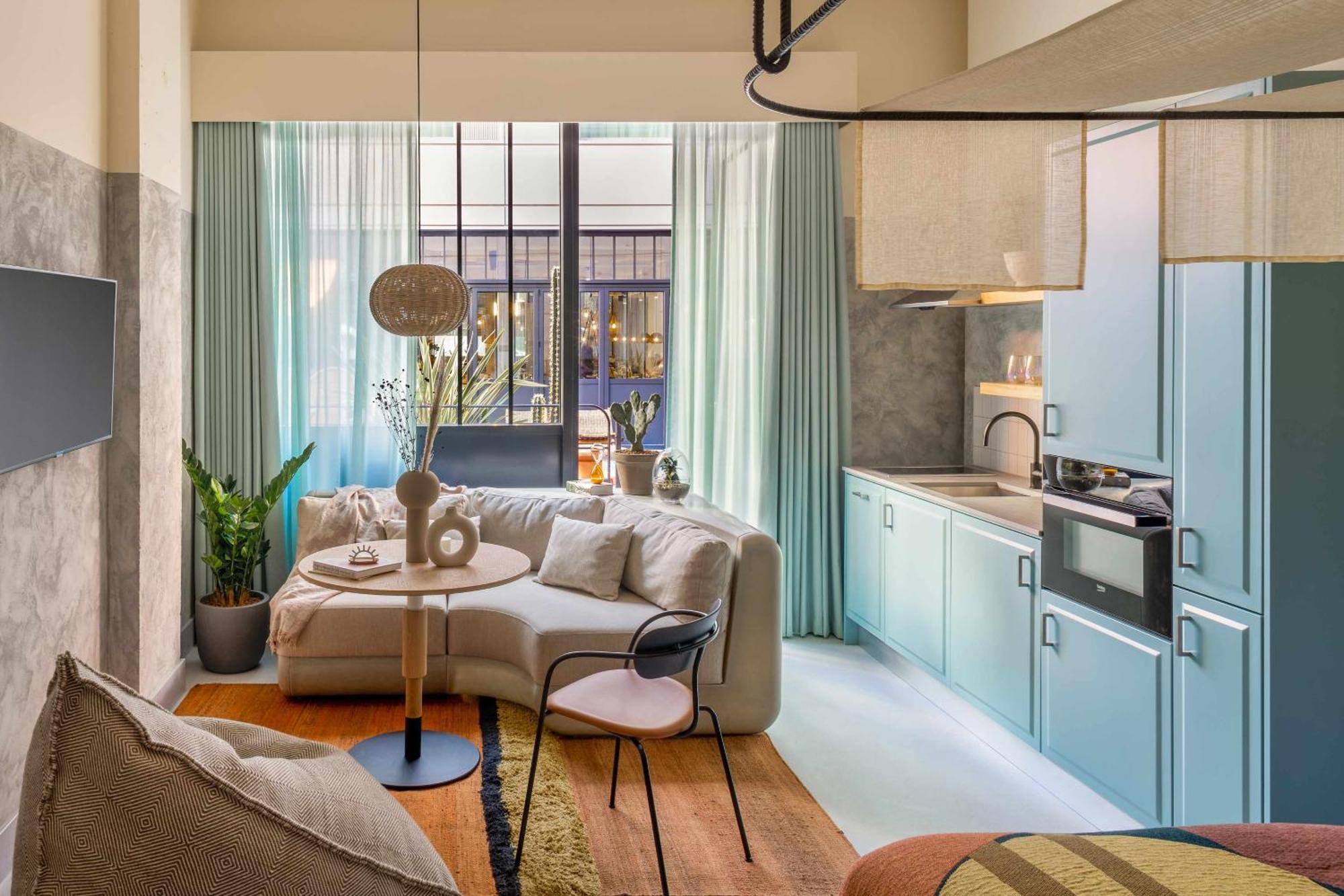 Courtyard Suite